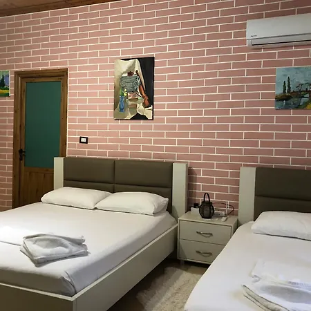 Dhimitri's Penzion Berat