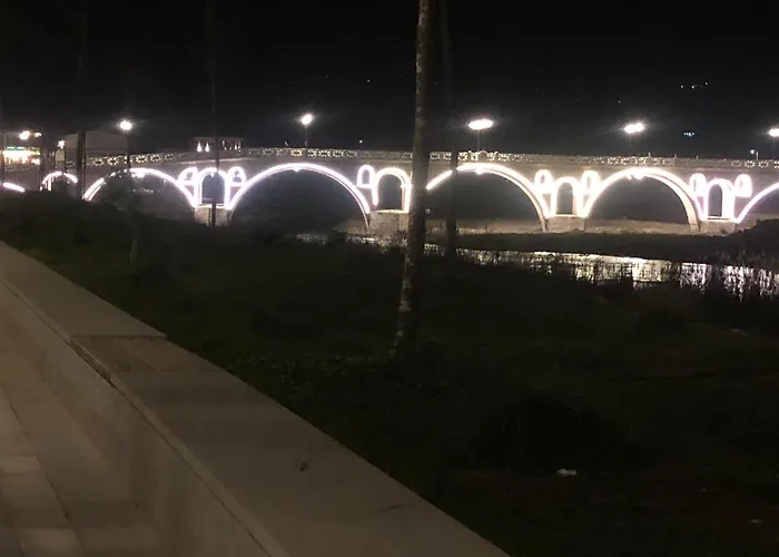 Dhimitri's Konukevi 3*